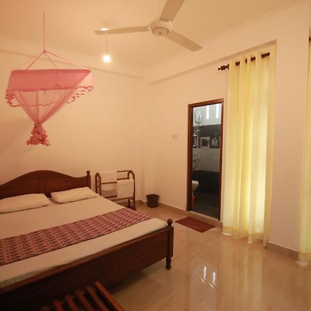 Renuka Inn Kandy Ngoại thất bức ảnh