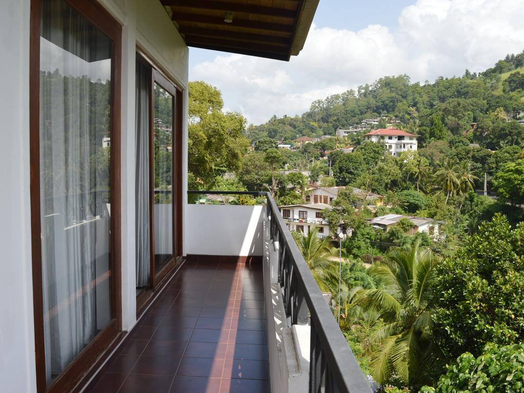 Renuka Inn Kandy Ngoại thất bức ảnh